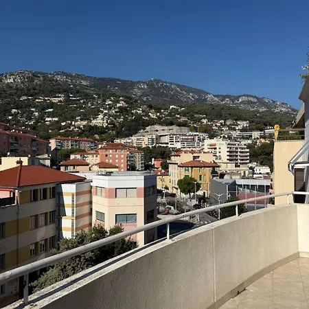 Big, Comfortable Minutes From Mc Borders Apartman Beausoleil